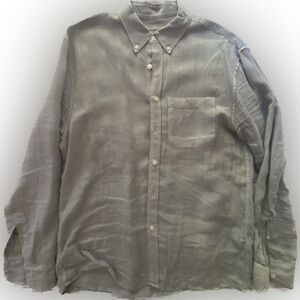 No tags, brand new. Never wore it.